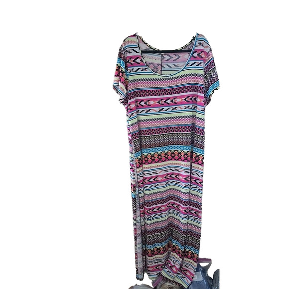 Eyeshadow Pink Tribal Print Colorful High Slit Maxi Dress Womans Plus Sz 22/24W - Picture 1 of 5